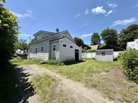 1 Warren Street Claremont NH 03743