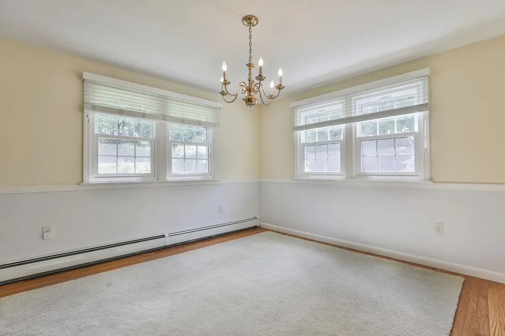2 Hillside Drive Hudson NH 03051
