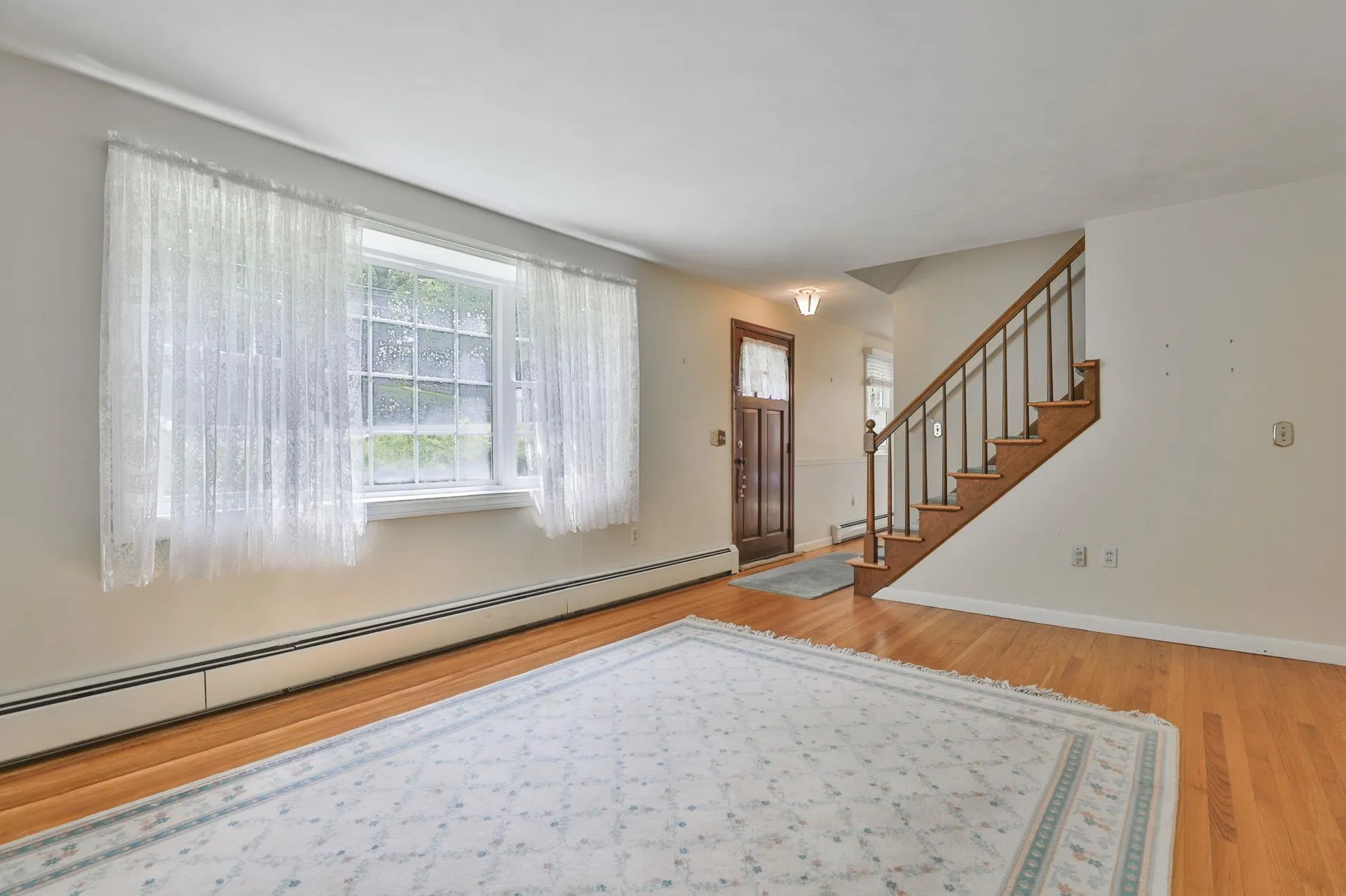 2 Hillside Drive Hudson NH 03051