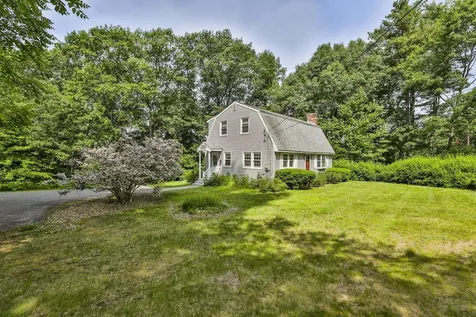 2 Hillside Drive Hudson NH 03051