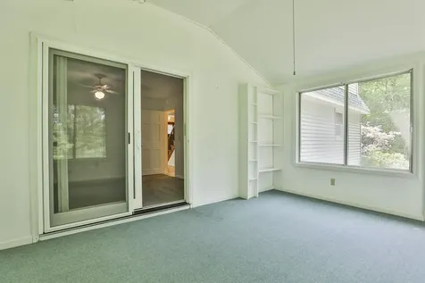 2 Hillside Drive Hudson NH 03051
