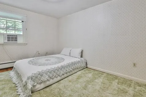 2 Hillside Drive Hudson NH 03051