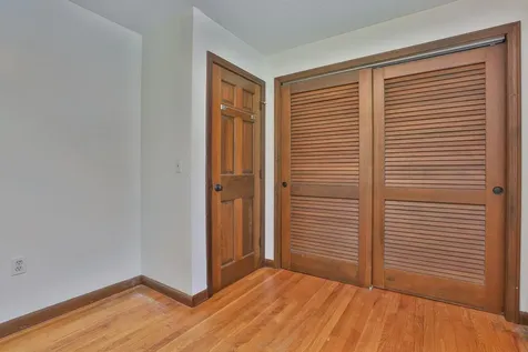 2 Hillside Drive Hudson NH 03051