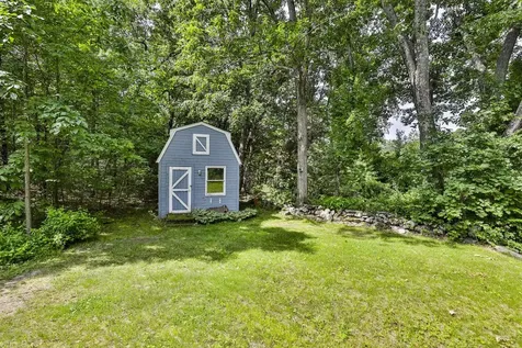 2 Hillside Drive Hudson NH 03051