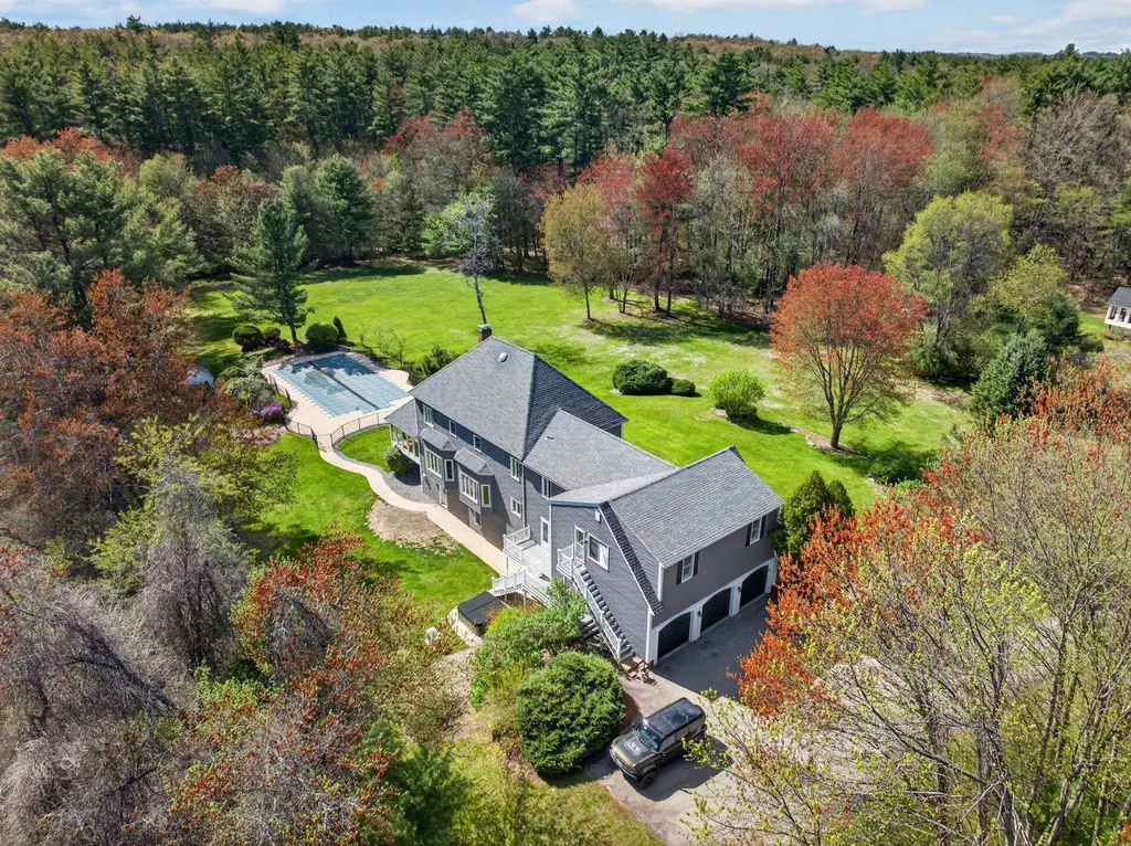 187 Back River Road Bedford NH 03110