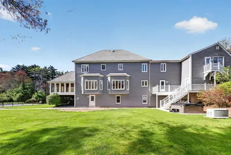 187 Back River Road Bedford NH 03110