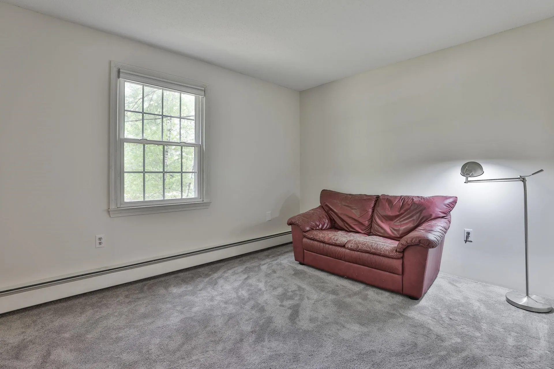 6 Autumn Leaf Drive Nashua NH 03060