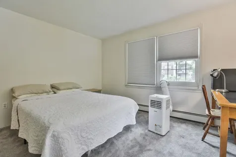 6 Autumn Leaf Drive Nashua NH 03060