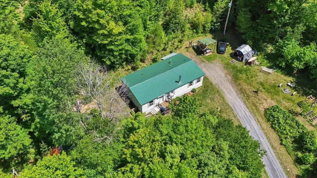 7017 Vt Route 110 Washington VT 05675