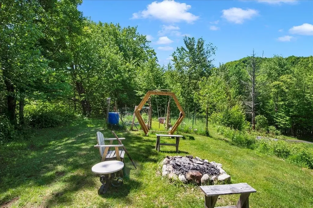 7017 Vt Route 110 Washington VT 05675