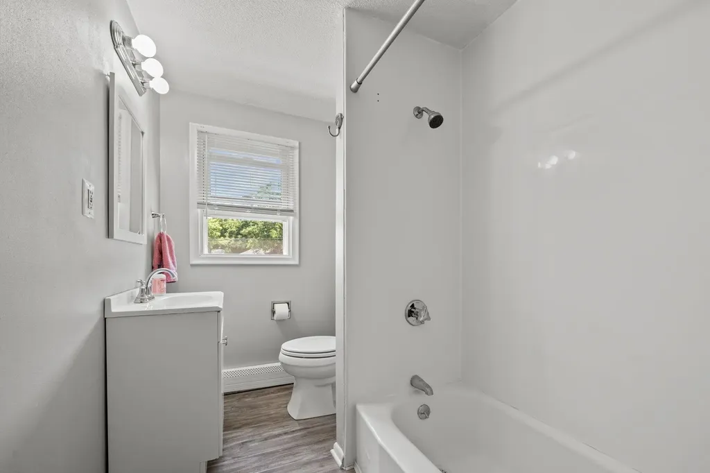 6 Cypress Street Salem NH 03079