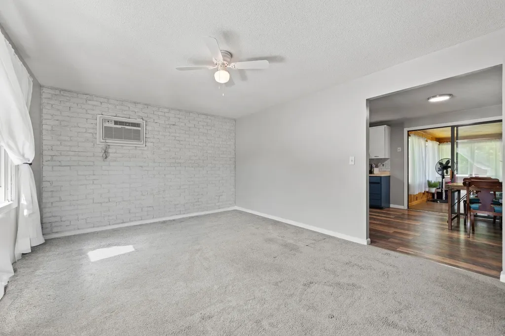 6 Cypress Street Salem NH 03079
