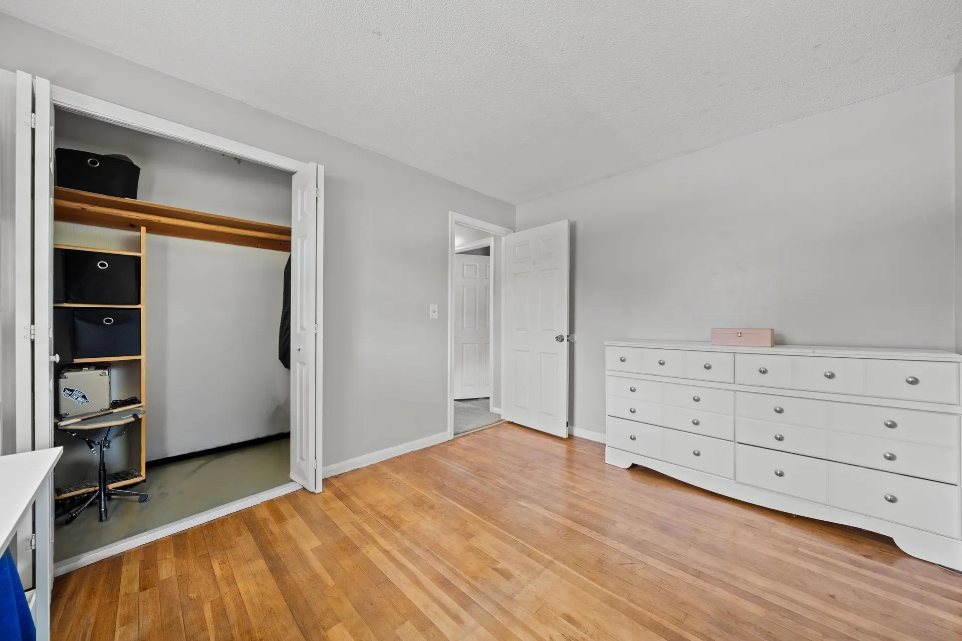 6 Cypress Street Salem NH 03079