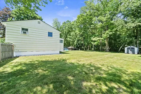 6 Cypress Street Salem NH 03079