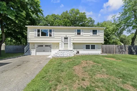 6 Cypress Street Salem NH 03079
