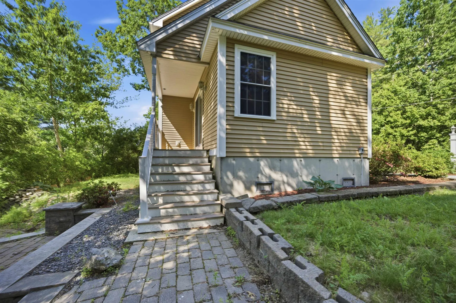 66 Tibbetts Road Fremont NH 03044