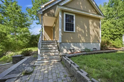 66 Tibbetts Road Fremont NH 03044