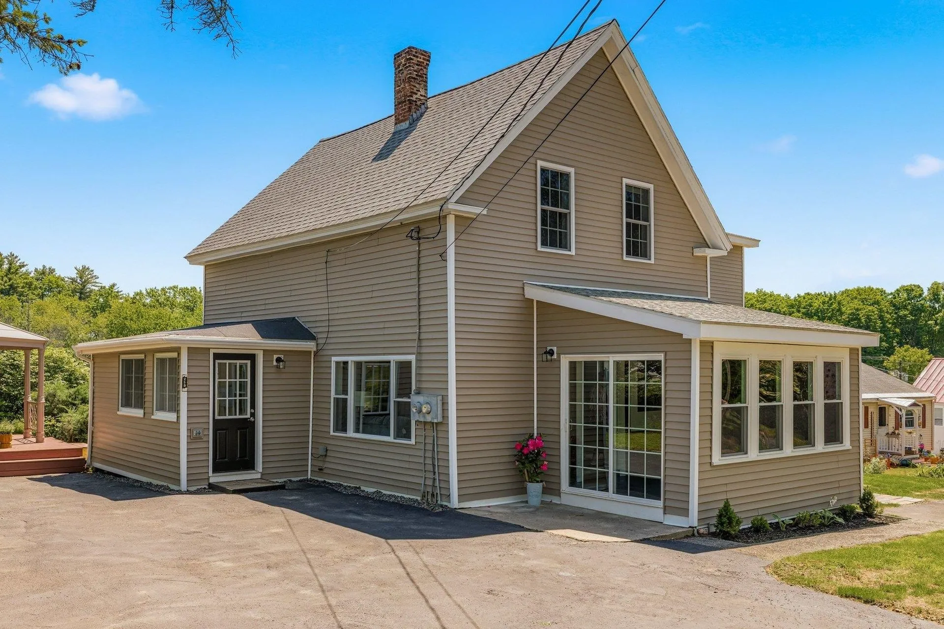 25 Mill Street Epping NH 03042