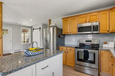 25 Mill Street Epping NH 03042