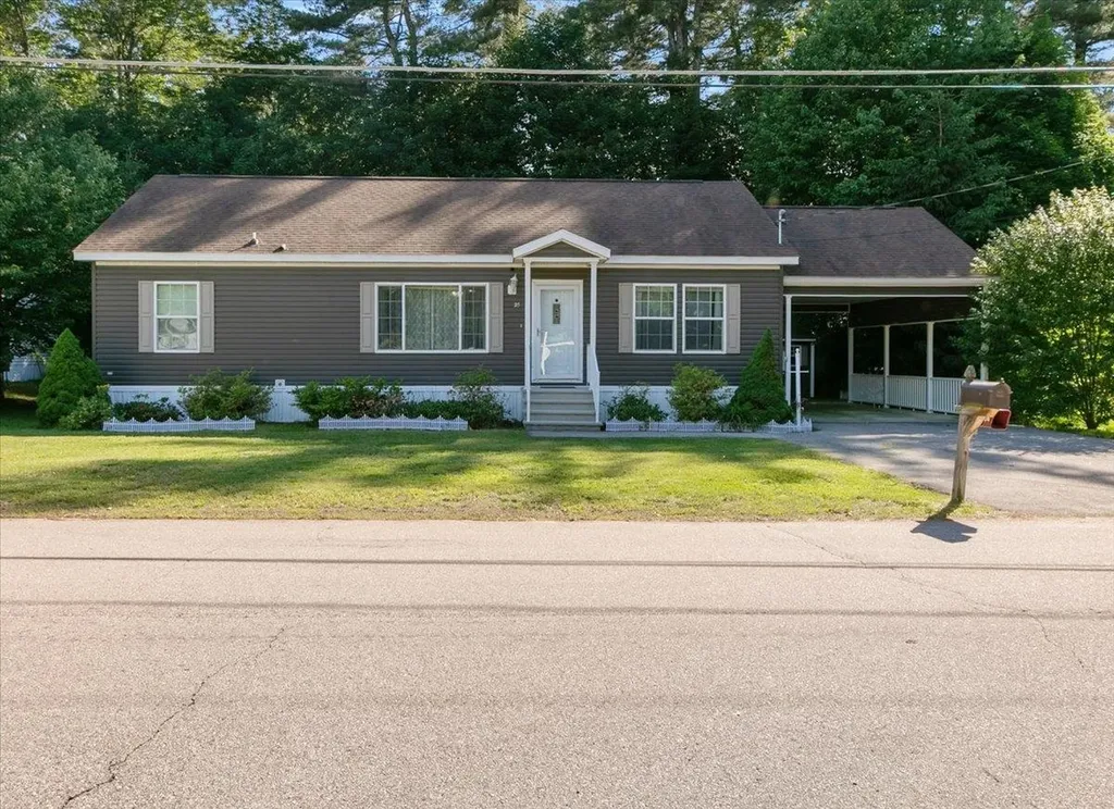 25 Ridgefield Drive Nashua NH 03062