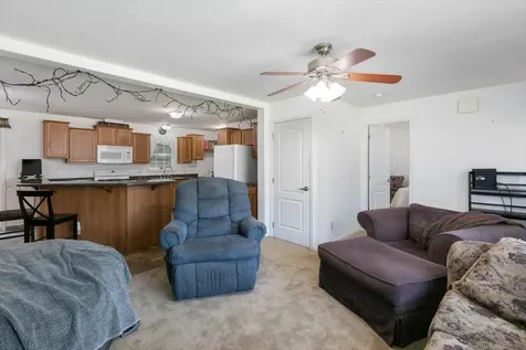 25 Ridgefield Drive Nashua NH 03062