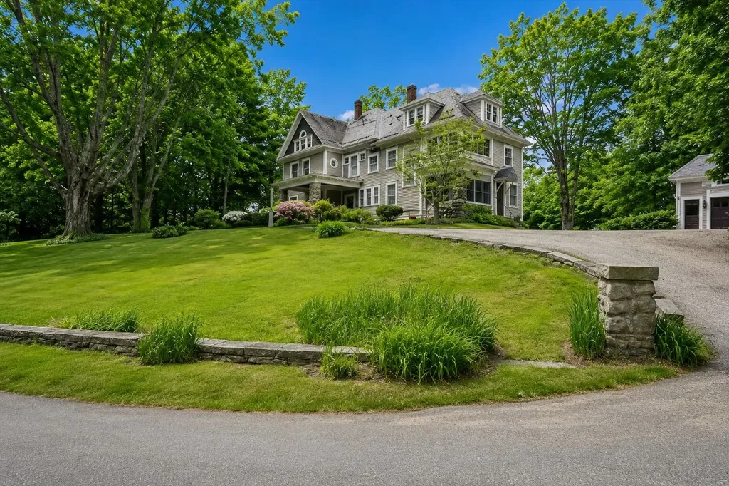 12 Granite Street Milford NH 03055