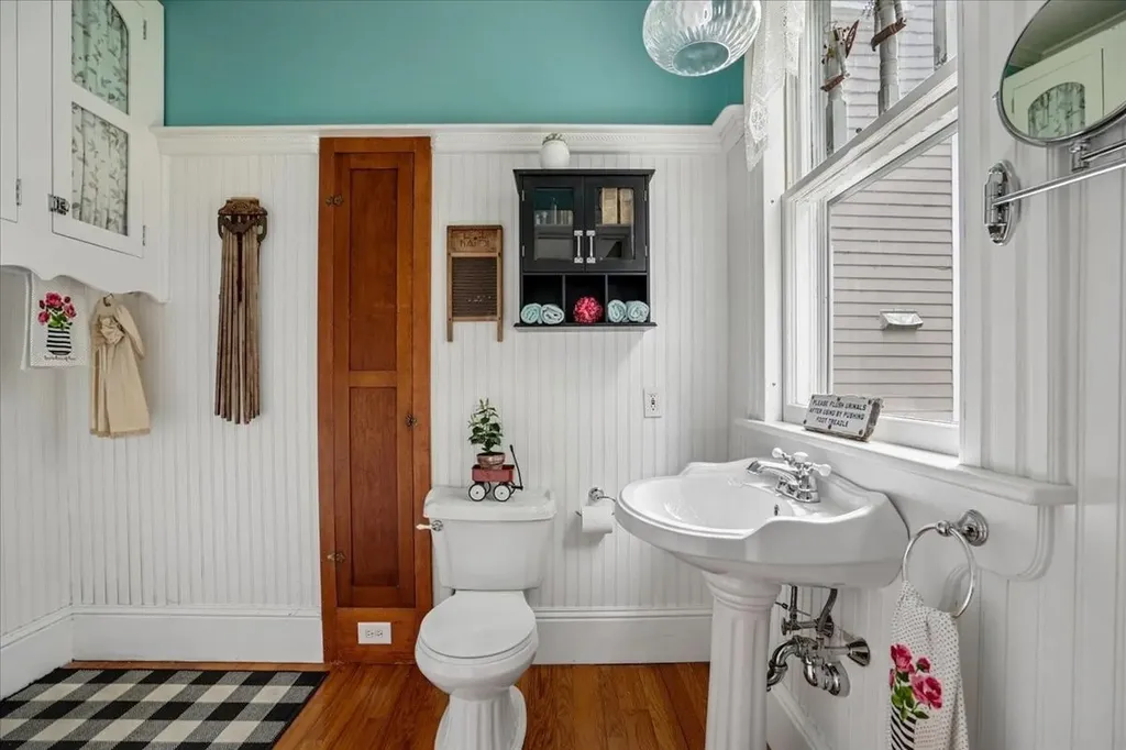 12 Granite Street Milford NH 03055