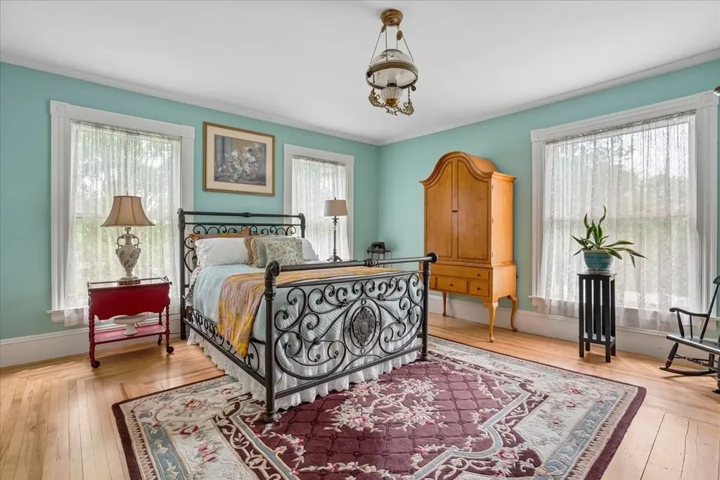 12 Granite Street Milford NH 03055