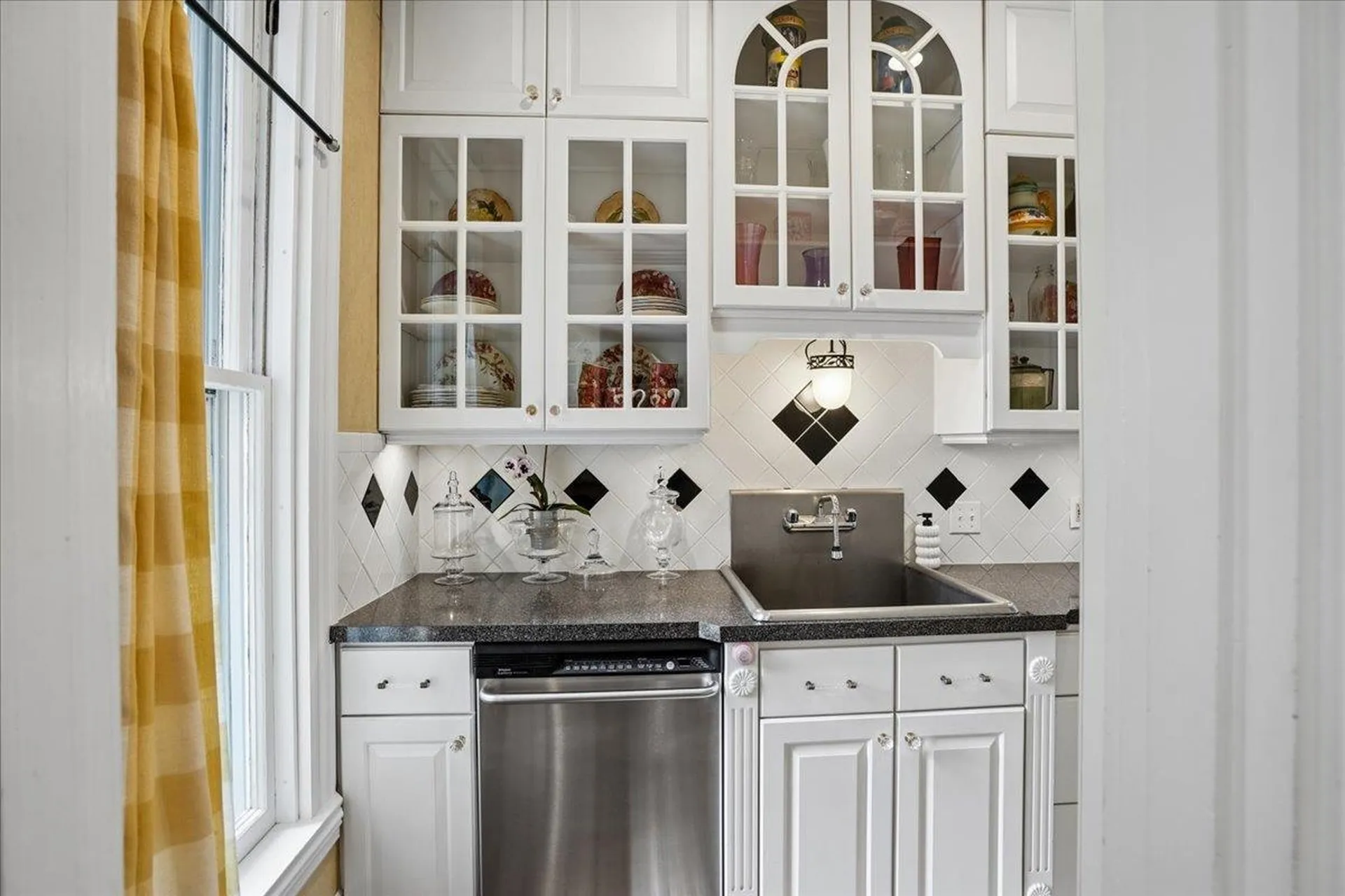 12 Granite Street Milford NH 03055