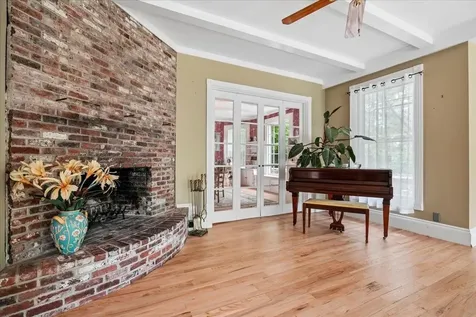 12 Granite Street Milford NH 03055