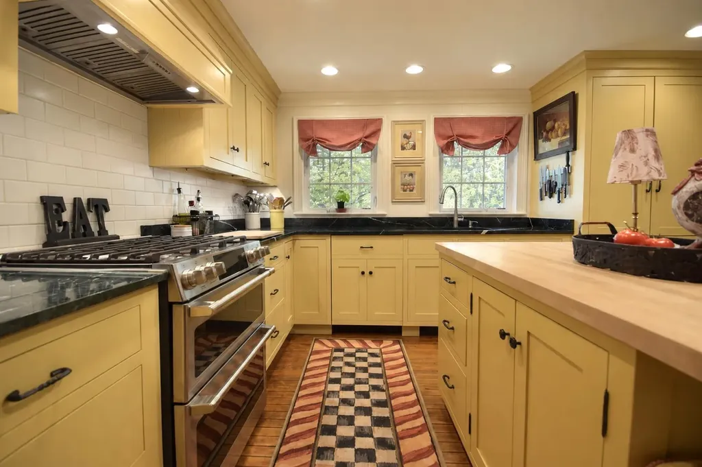 30 North Street Vergennes VT 05491