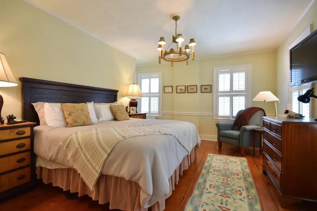 30 North Street Vergennes VT 05491