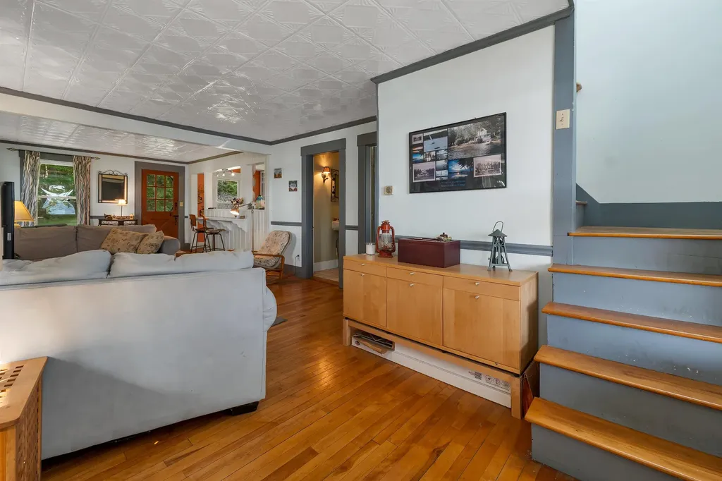 31 Pitchwood Island Meredith NH 03253
