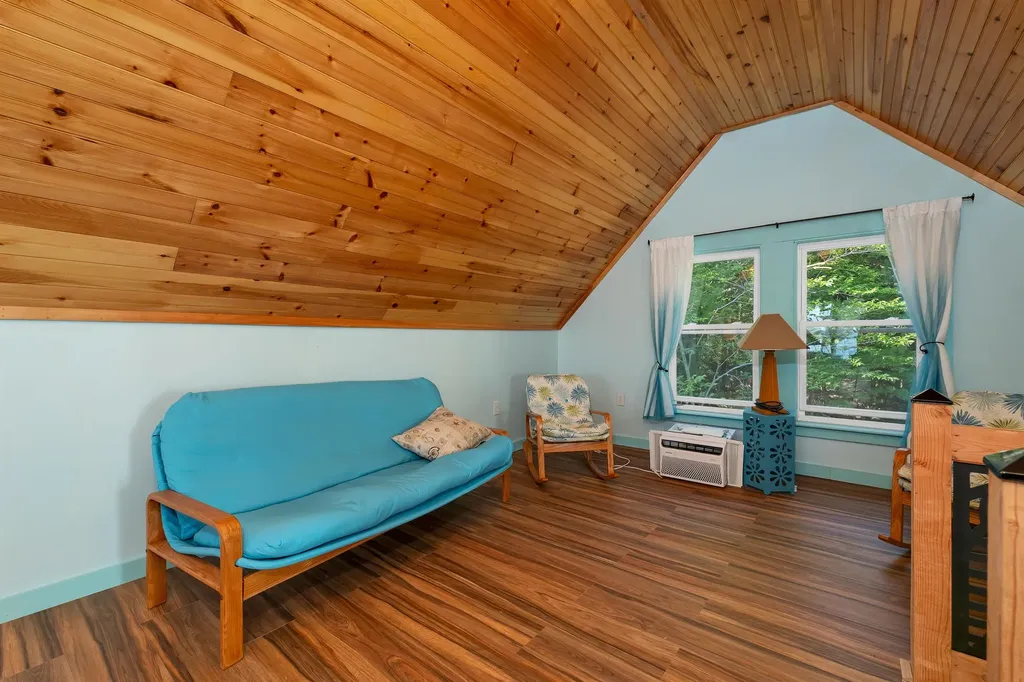 31 Pitchwood Island Meredith NH 03253