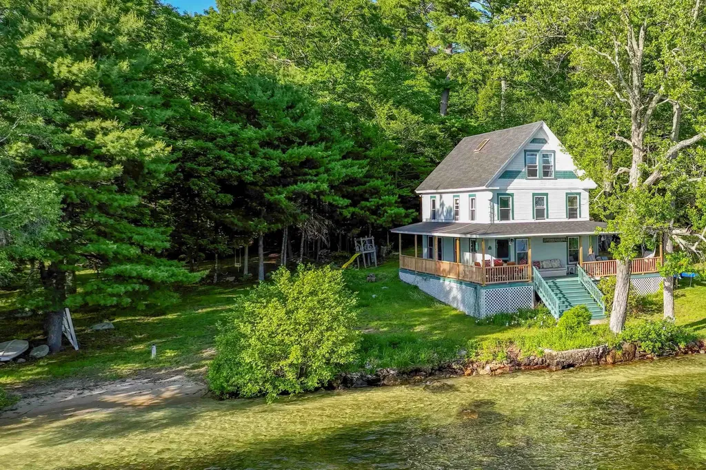31 Pitchwood Island Meredith NH 03253