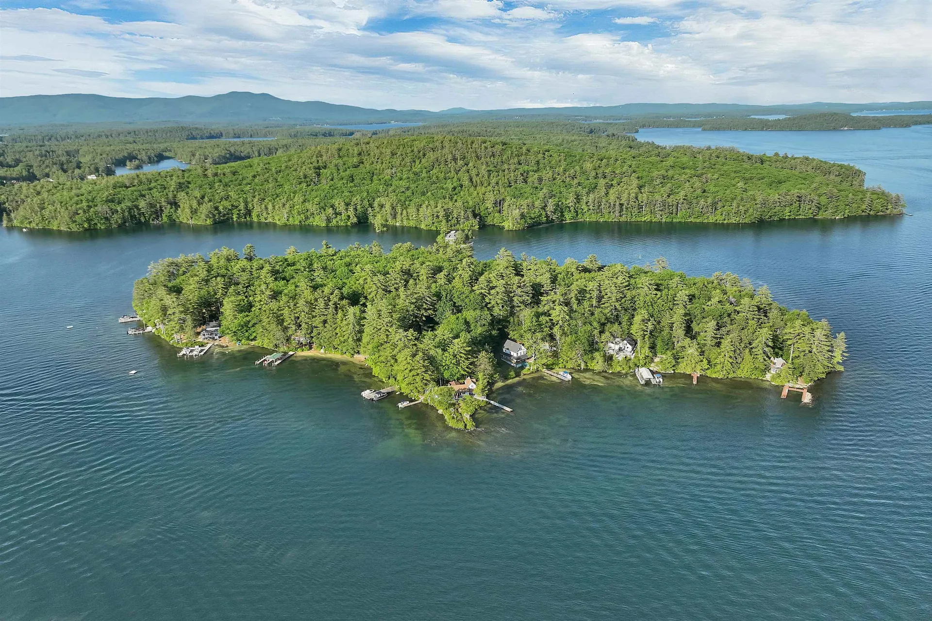 31 Pitchwood Island Meredith NH 03253