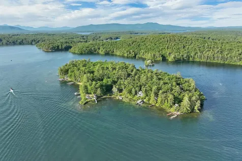 31 Pitchwood Island Meredith NH 03253
