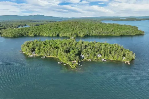 31 Pitchwood Island Meredith NH 03253
