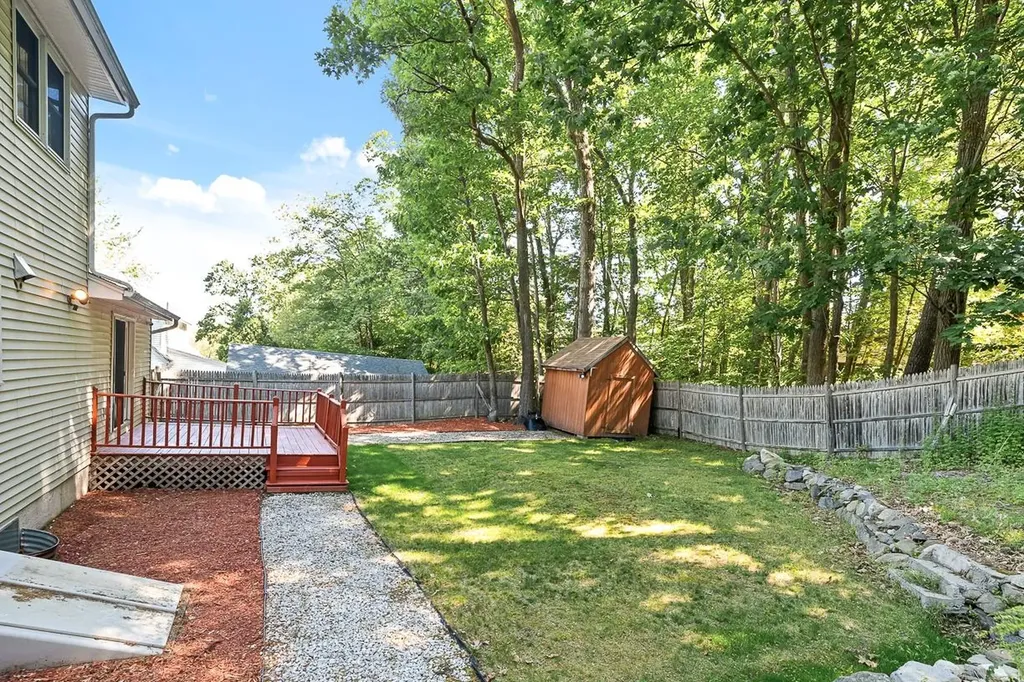 10 Oakdale Avenue Nashua NH 03062