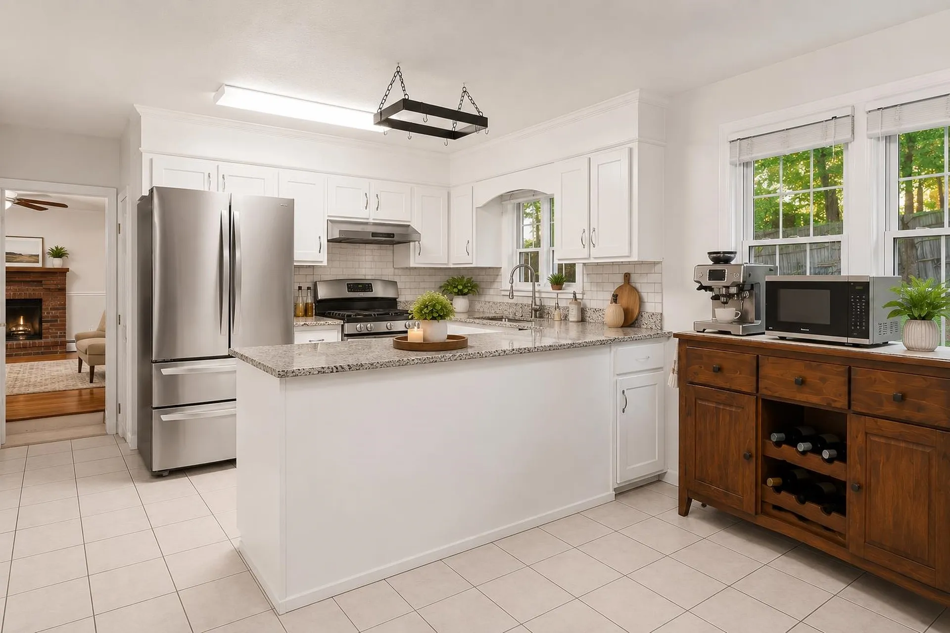 10 Oakdale Avenue Nashua NH 03062