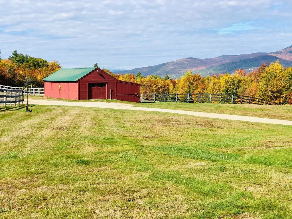 137 Brown Road Tuftonboro NH 03816