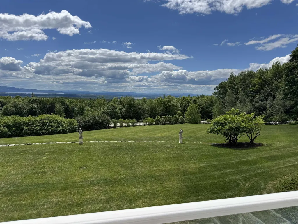 137 Brown Road Tuftonboro NH 03816