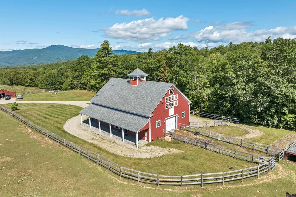 137 Brown Road Tuftonboro NH 03816