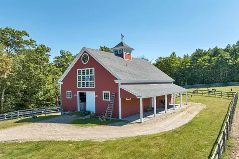 137 Brown Road Tuftonboro NH 03816