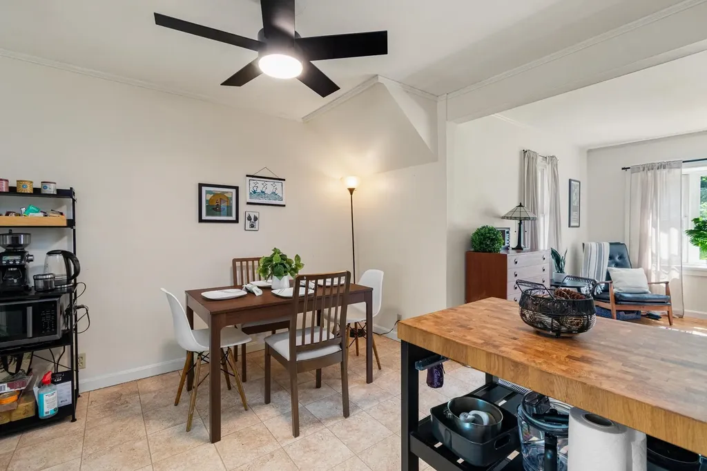 1 Hiawatha Avenue Essex Junction VT 05452