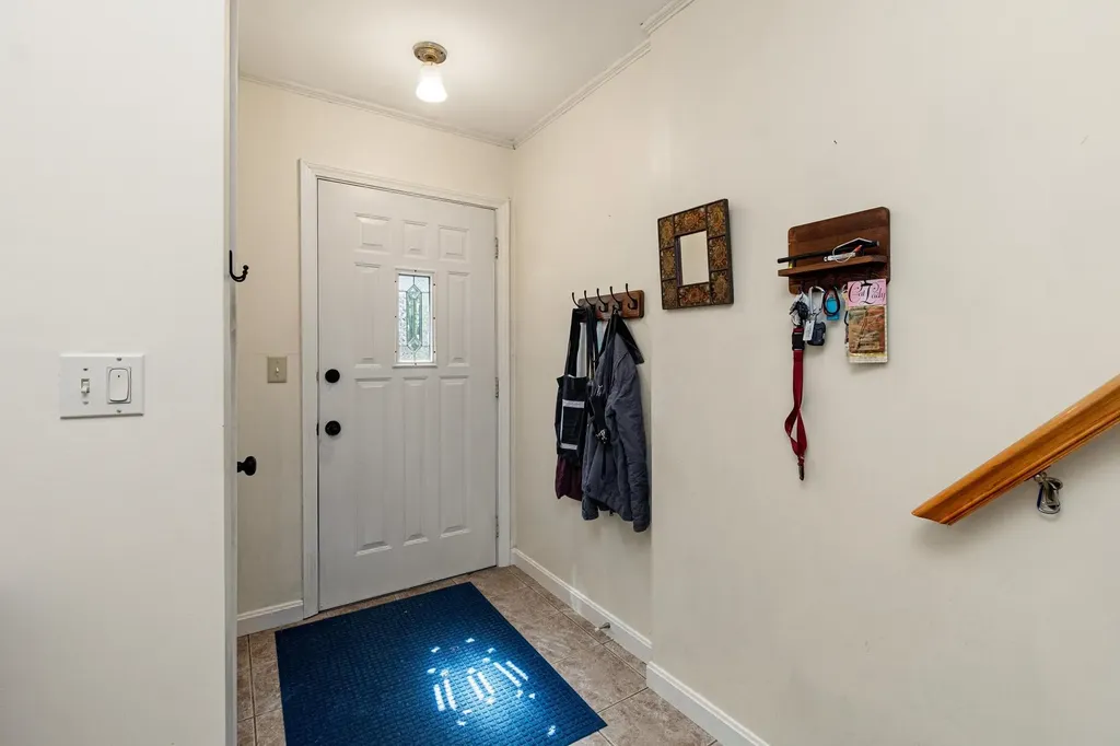 1 Hiawatha Avenue Essex Junction VT 05452