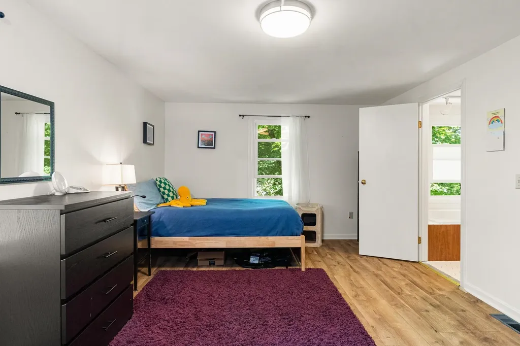 1 Hiawatha Avenue Essex Junction VT 05452