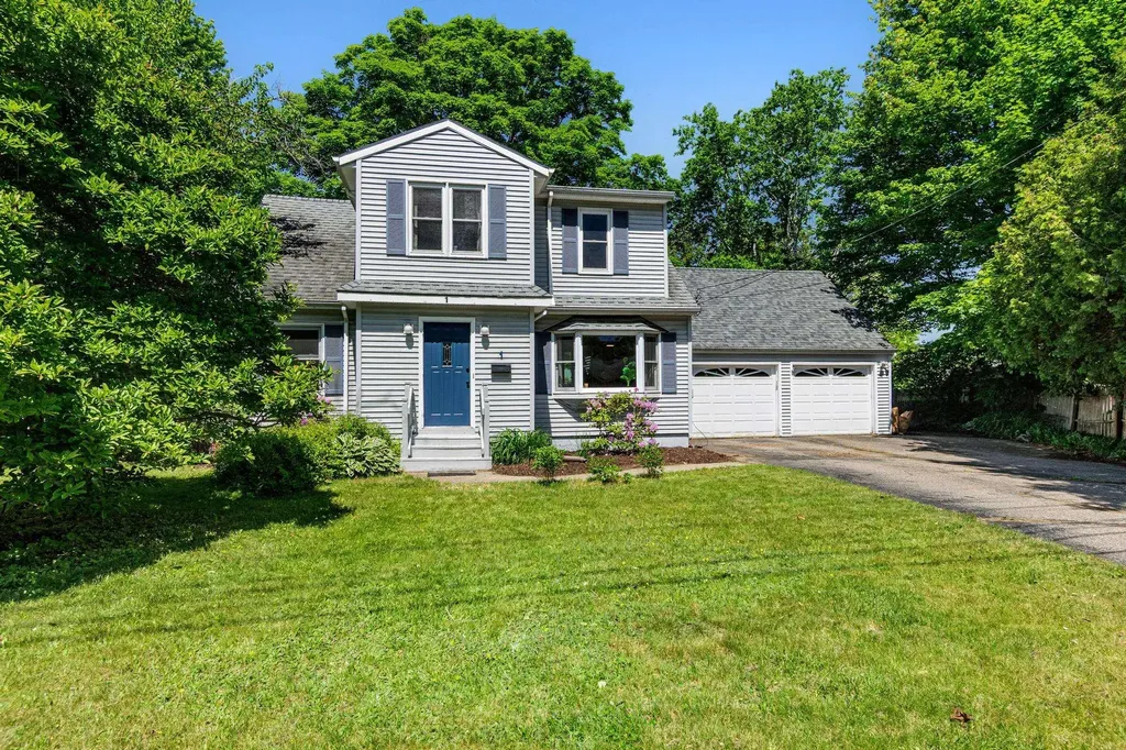 1 Hiawatha Avenue Essex Junction VT 05452