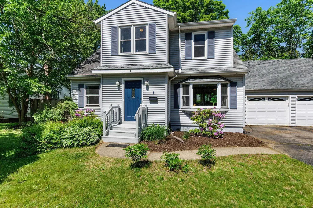 1 Hiawatha Avenue Essex Junction VT 05452