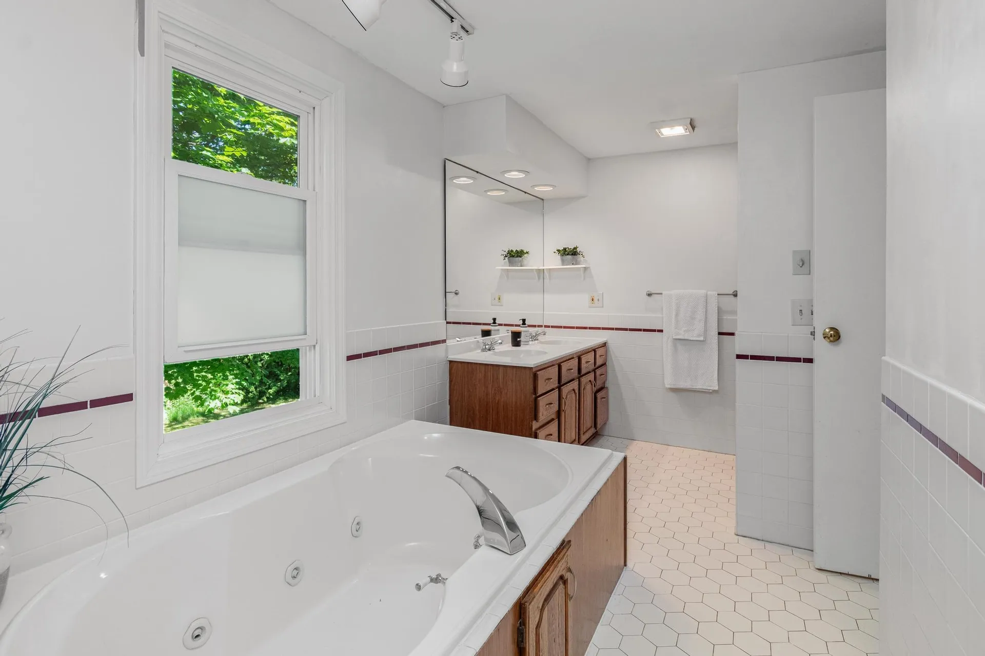 1 Hiawatha Avenue Essex Junction VT 05452